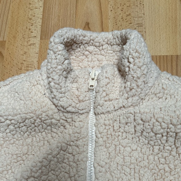 Urban Outfitters beige jacket; pre-loved; size small, full zip (Sherpa) - Picture 3 of 9